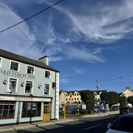 Family Opp Old Coach And Bus Stop * Castleblayney